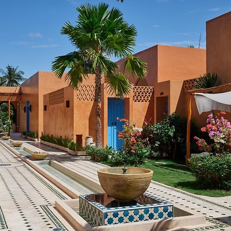 Lina Boutique Villas And Spa Kuta  Экстерьер фото
