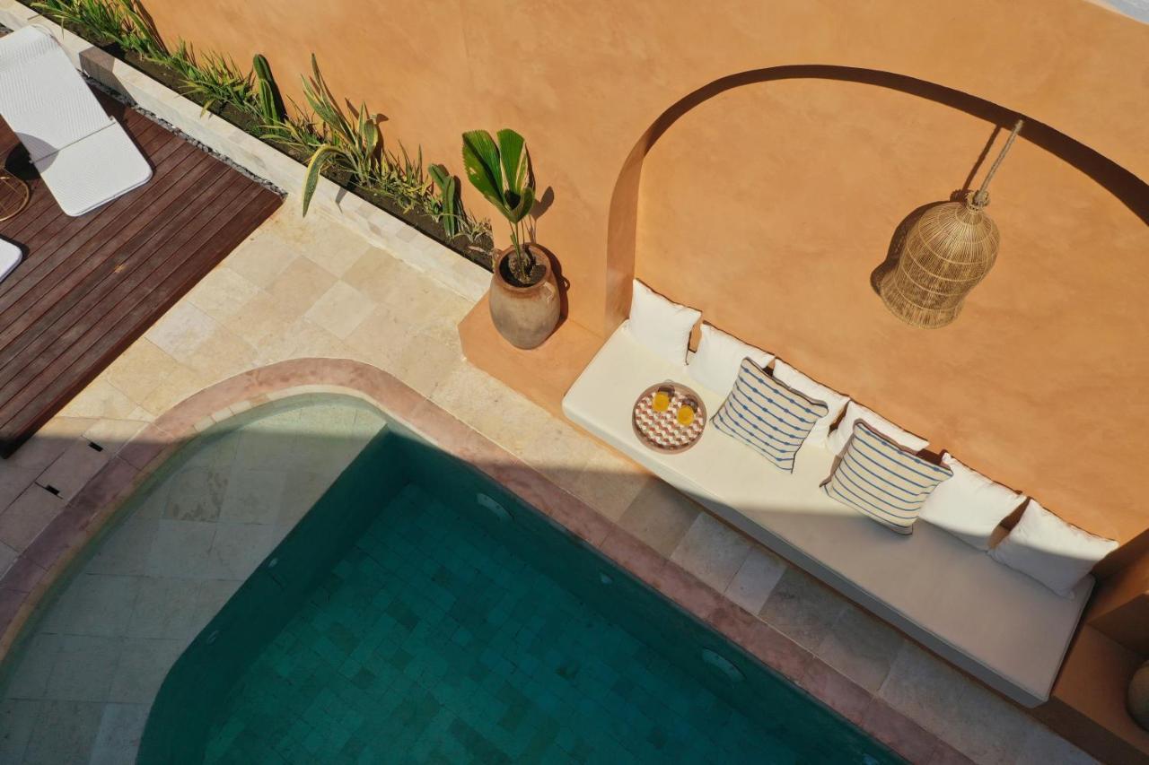 Lina Boutique Villas And Spa Kuta  Экстерьер фото